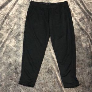 Women’s Under Armour Joggers - Size XL